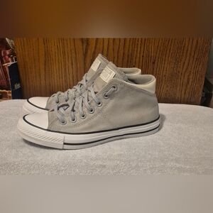 Converse Chuck Taylor All Star Mid Top Women’s 8.5 Gray Canvas Sneakers